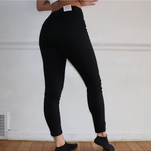 NWT- Cotton On Black Mid Rise Jegging 🖤